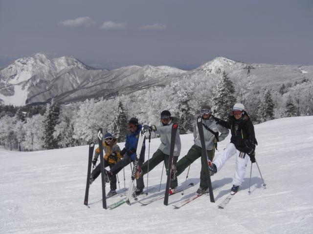 Akakura Yours Inn Myoko Eksteriør bilde