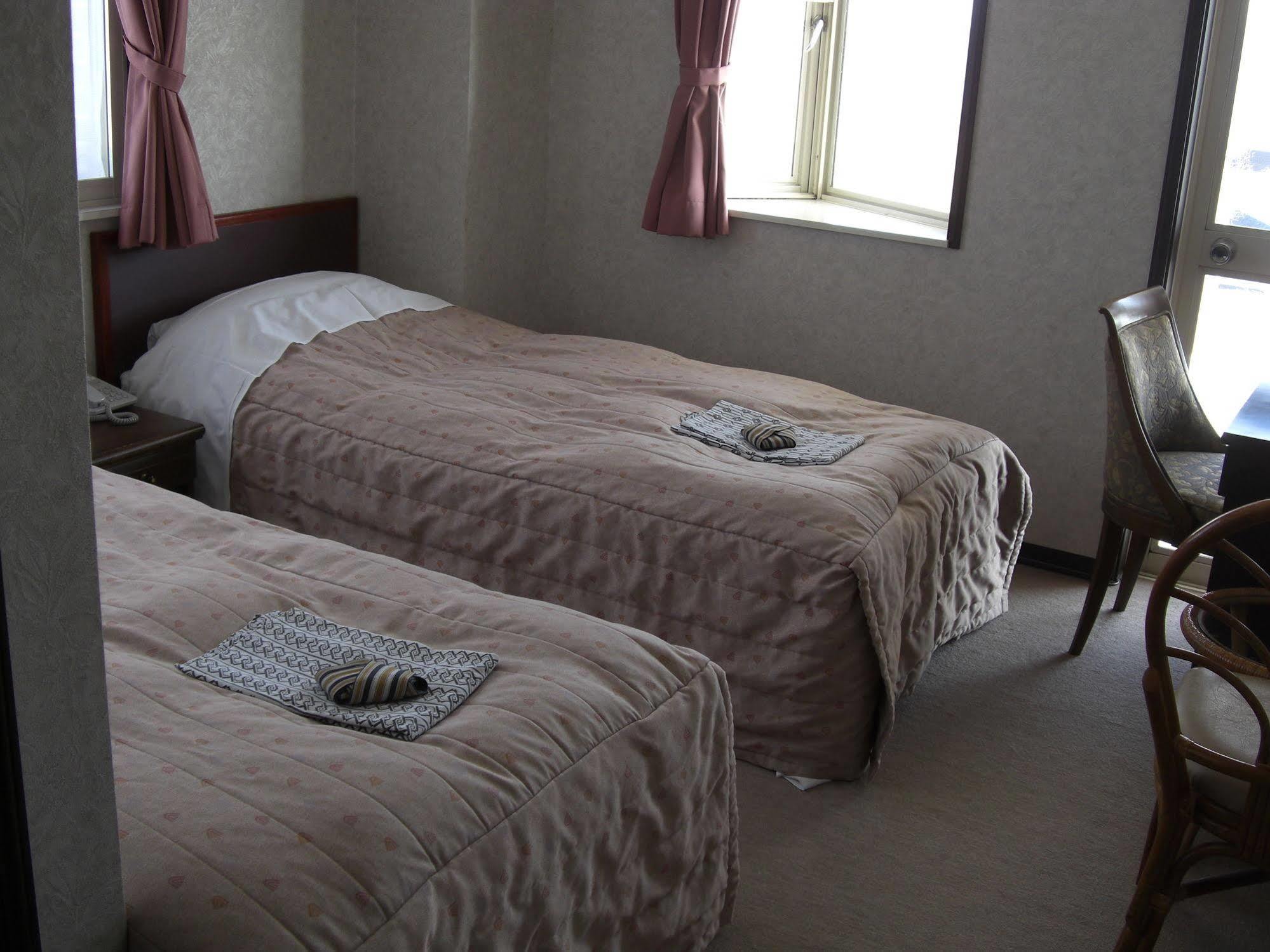 Akakura Yours Inn Myoko Eksteriør bilde
