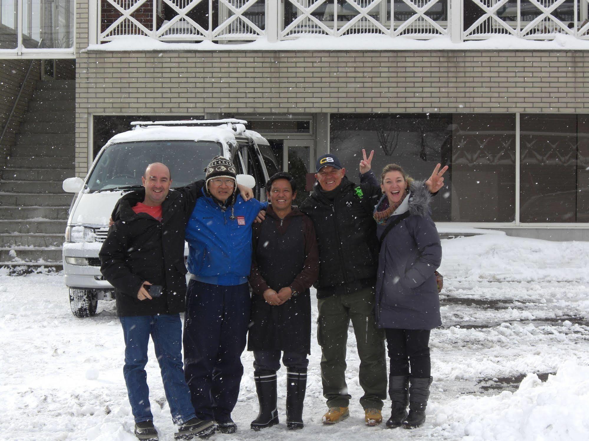 Akakura Yours Inn Myoko Eksteriør bilde